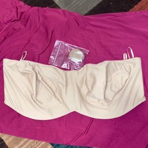 NWOT Lilyette strapless beige bra w/detachable straps